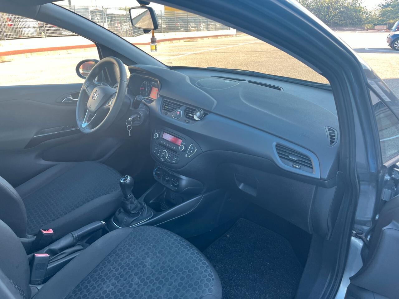 Opel Corsa 1.2 5 porte Innovation SOLI 90.301 KM ADATTA AI NEOPATENTATI