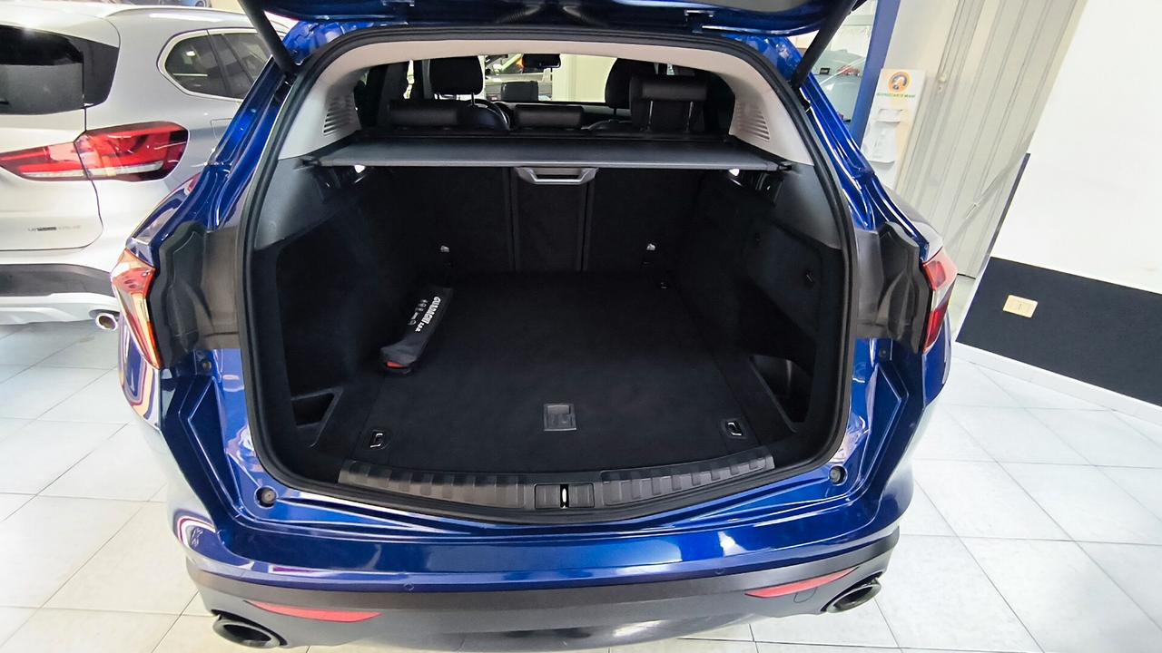Alfa Romeo Stelvio 2.2 Turbodiesel 190 CV AT8 Q4 Sprint