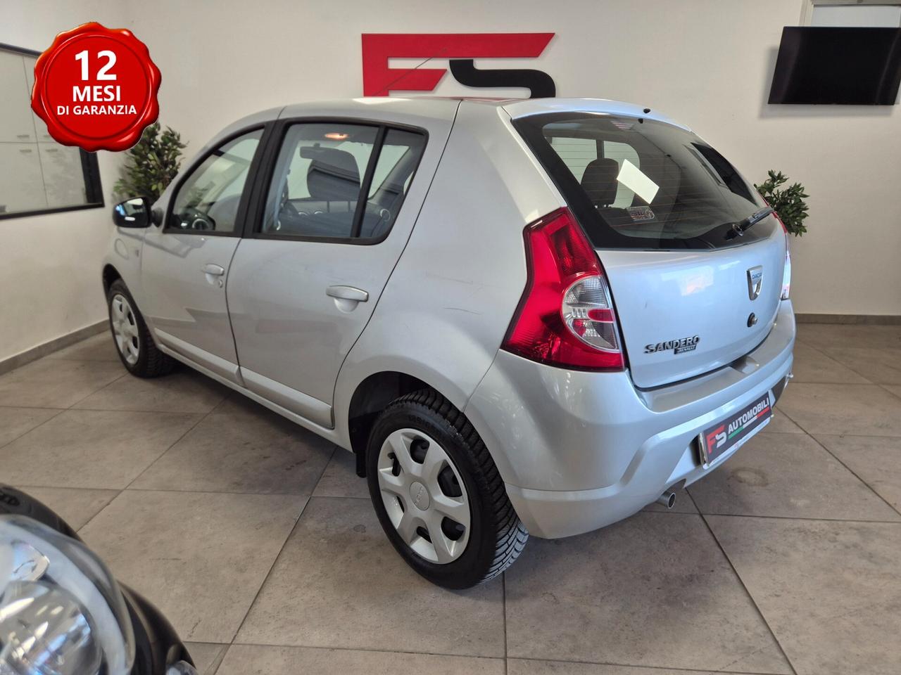 Dacia Sandero 1.2 16V Lauréate