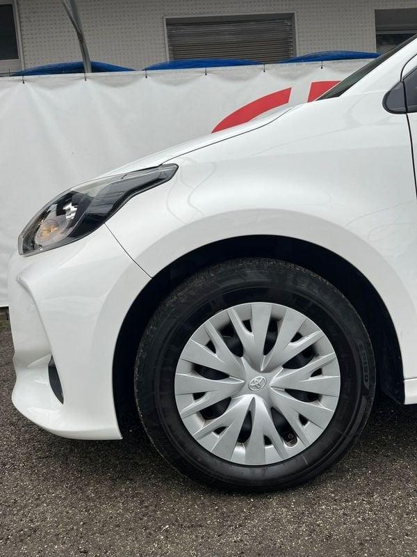 Toyota Yaris 1.0 5 porte Active