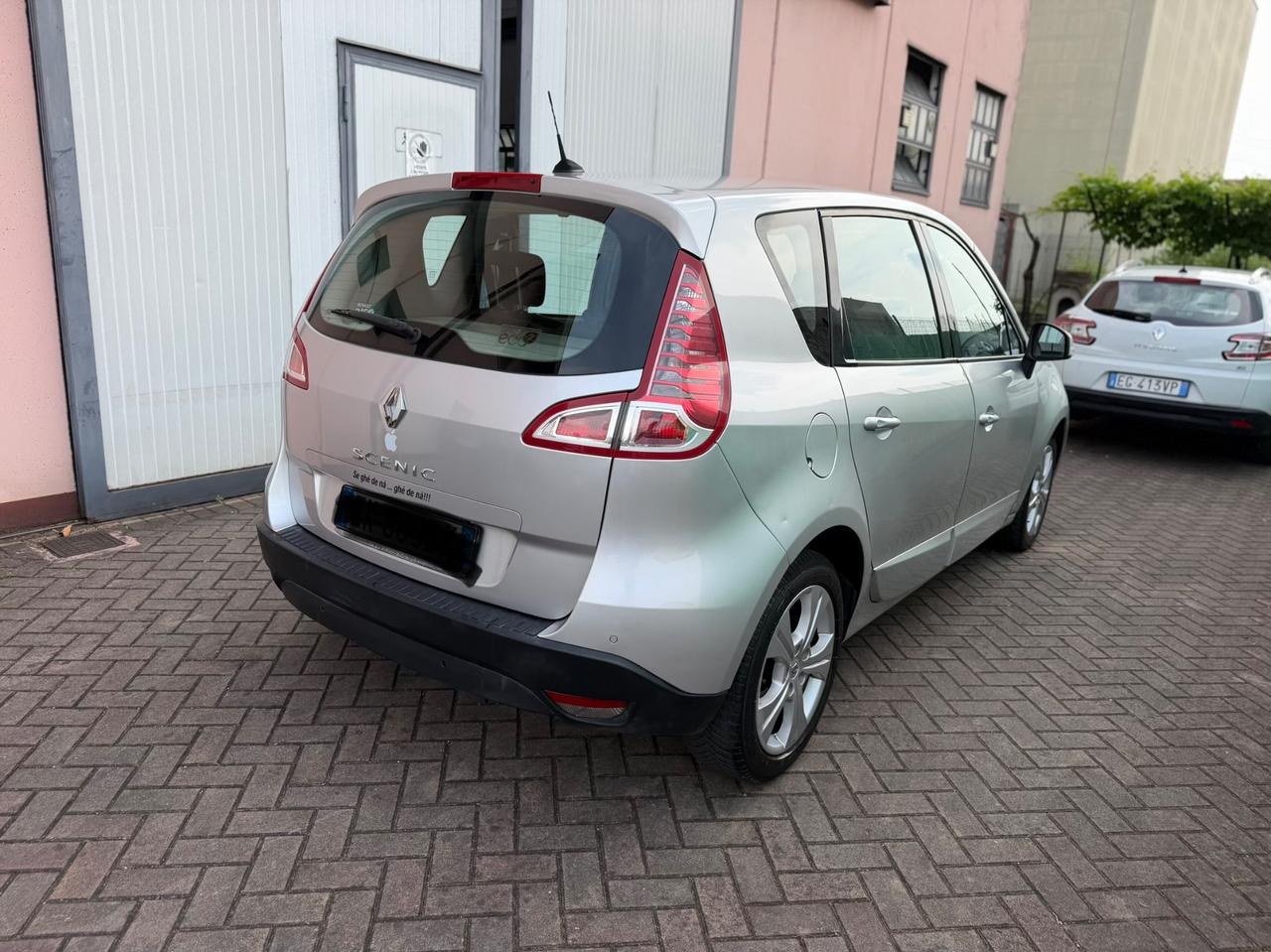 Renault Scenic Scénic X-Mod 1.5 dCi 110CV EDC Luxe