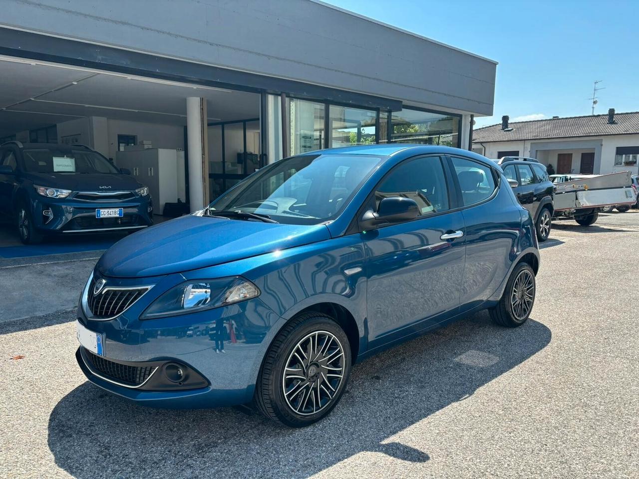Lancia Ypsilon 1.0 FireFly 5 porte S&S Hybrid Gold - NEOPATENTATI