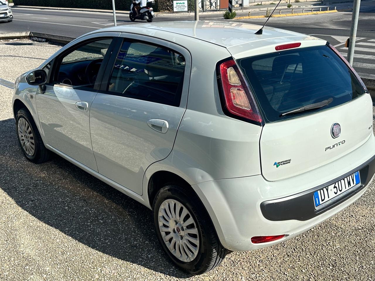 Fiat Punto Evo 1.4 5 porte metano Natural Power