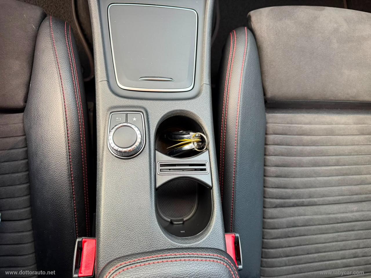 MERCEDES-BENZ GLA 200 d Automatic 4Matic Premium