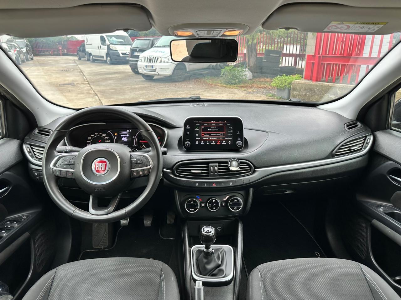 Fiat Tipo 1.6 Mjt S&S SW Lounge