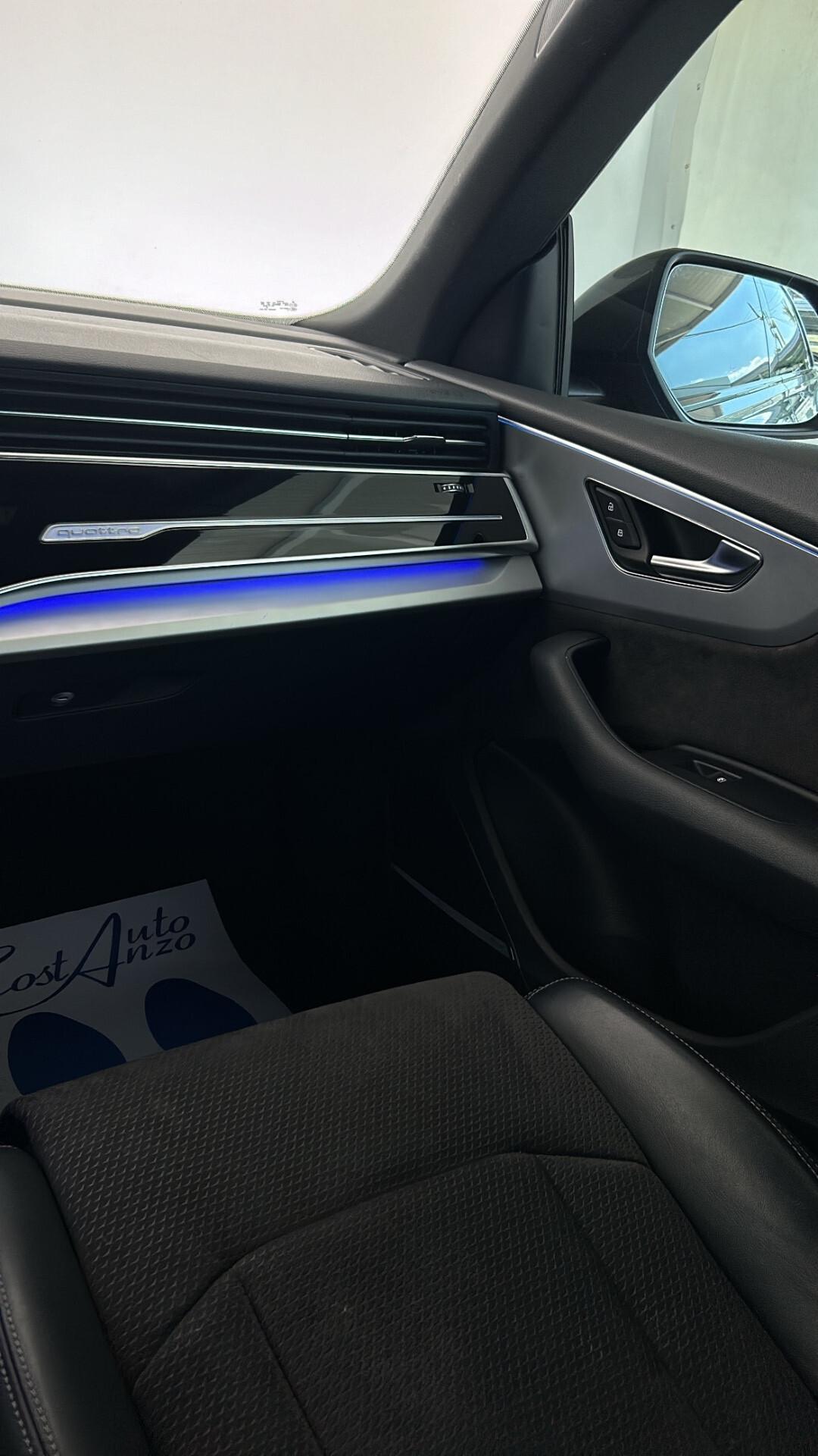 Audi Q8 50 TDI 286cv IBRIDA/DIESEL SLine 2019