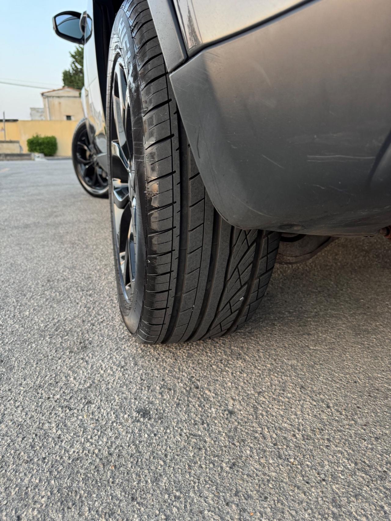 Land Rover Discovery Sport 2.0 TD4 INTERNI IN PELLE