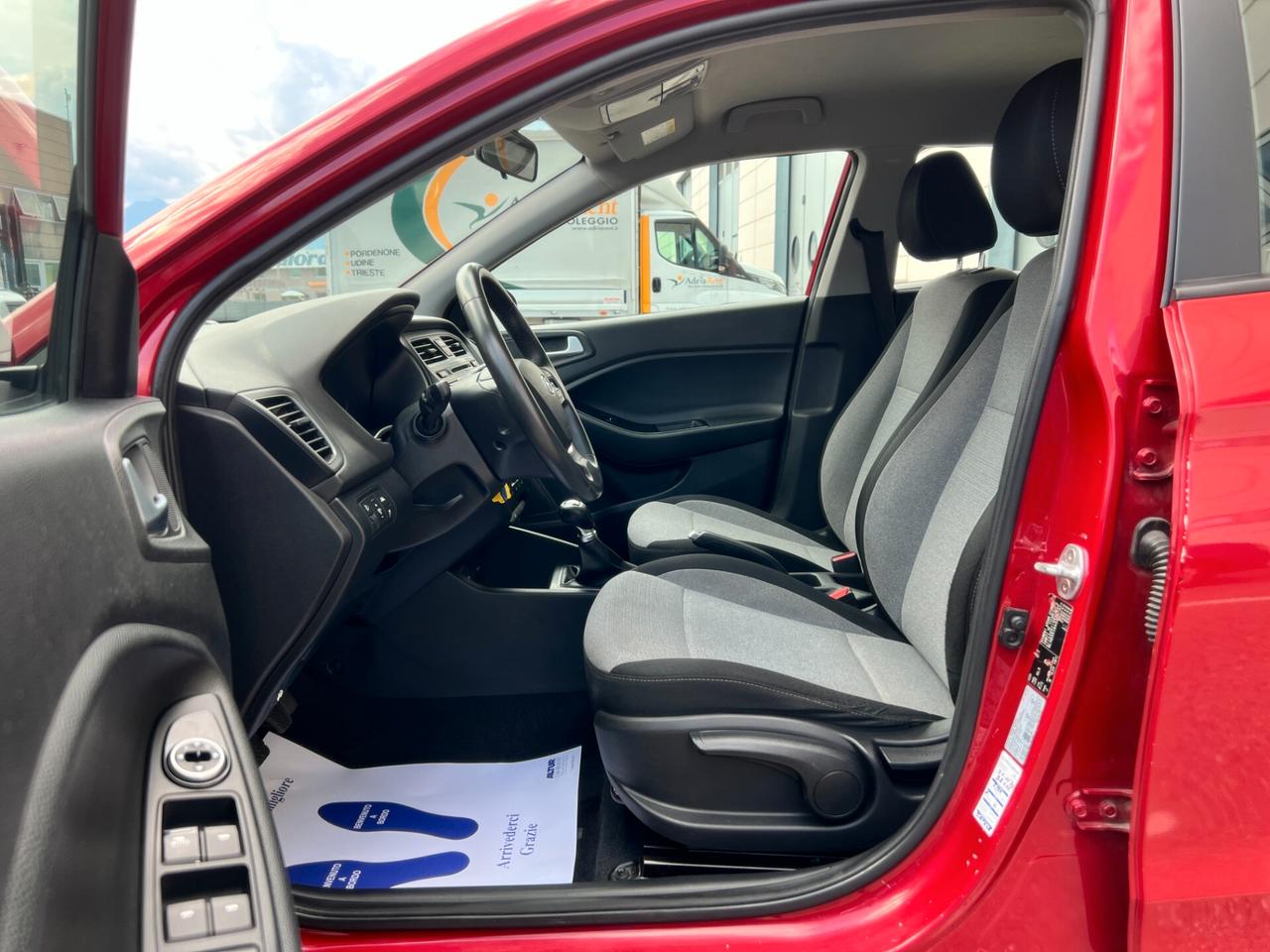 Hyundai i20 1.2 84 CV 5 porte Style