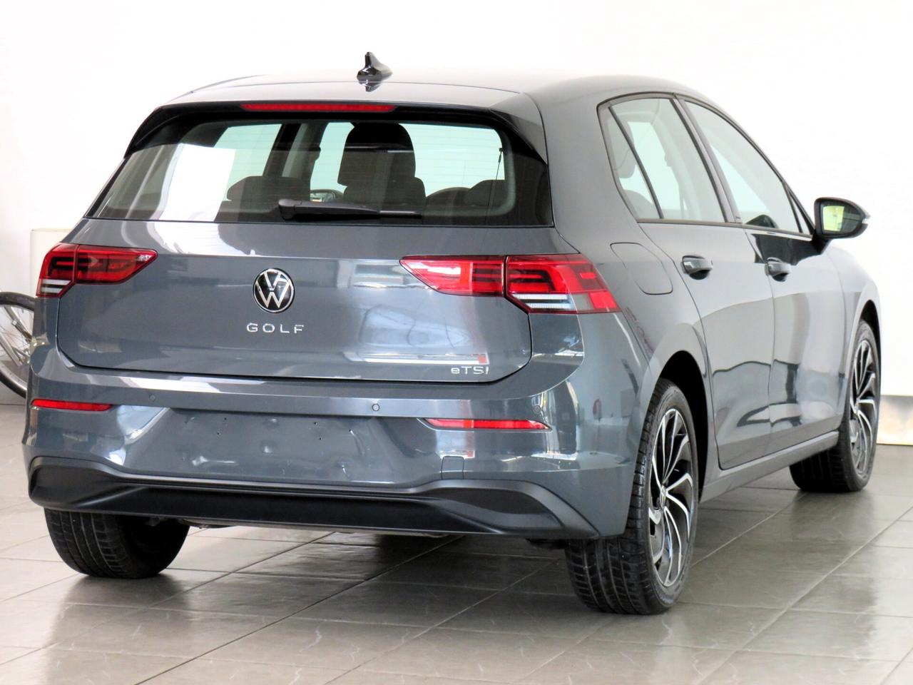Volkswagen Golf 1.0 eTSI EVO DSG Life