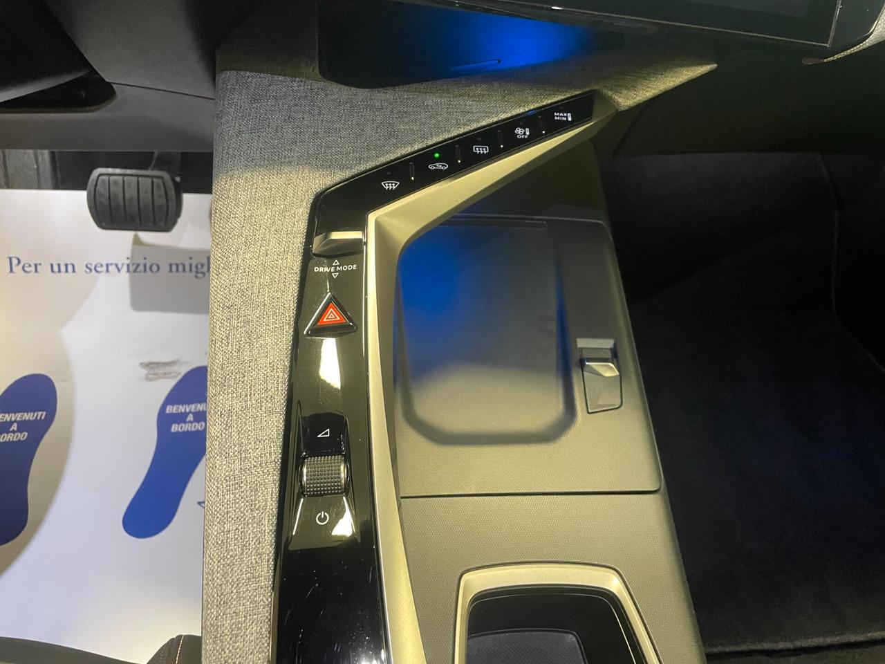 Peugeot 3008 Hybrid 145 e-DCS6 Allure PREZZO REALE