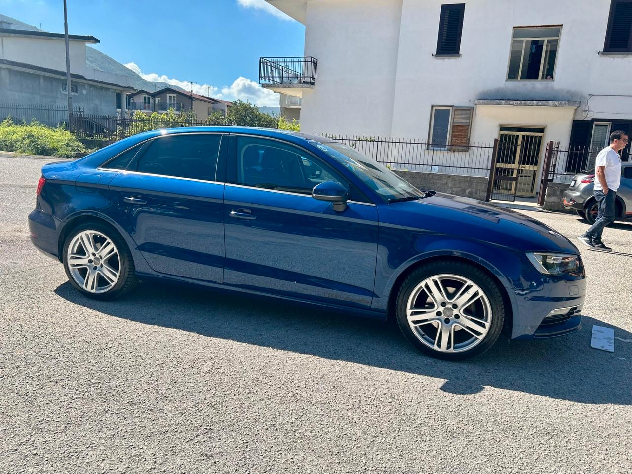 Audi A3 sedan SPB 1.6 TDI clean diesel Ambition