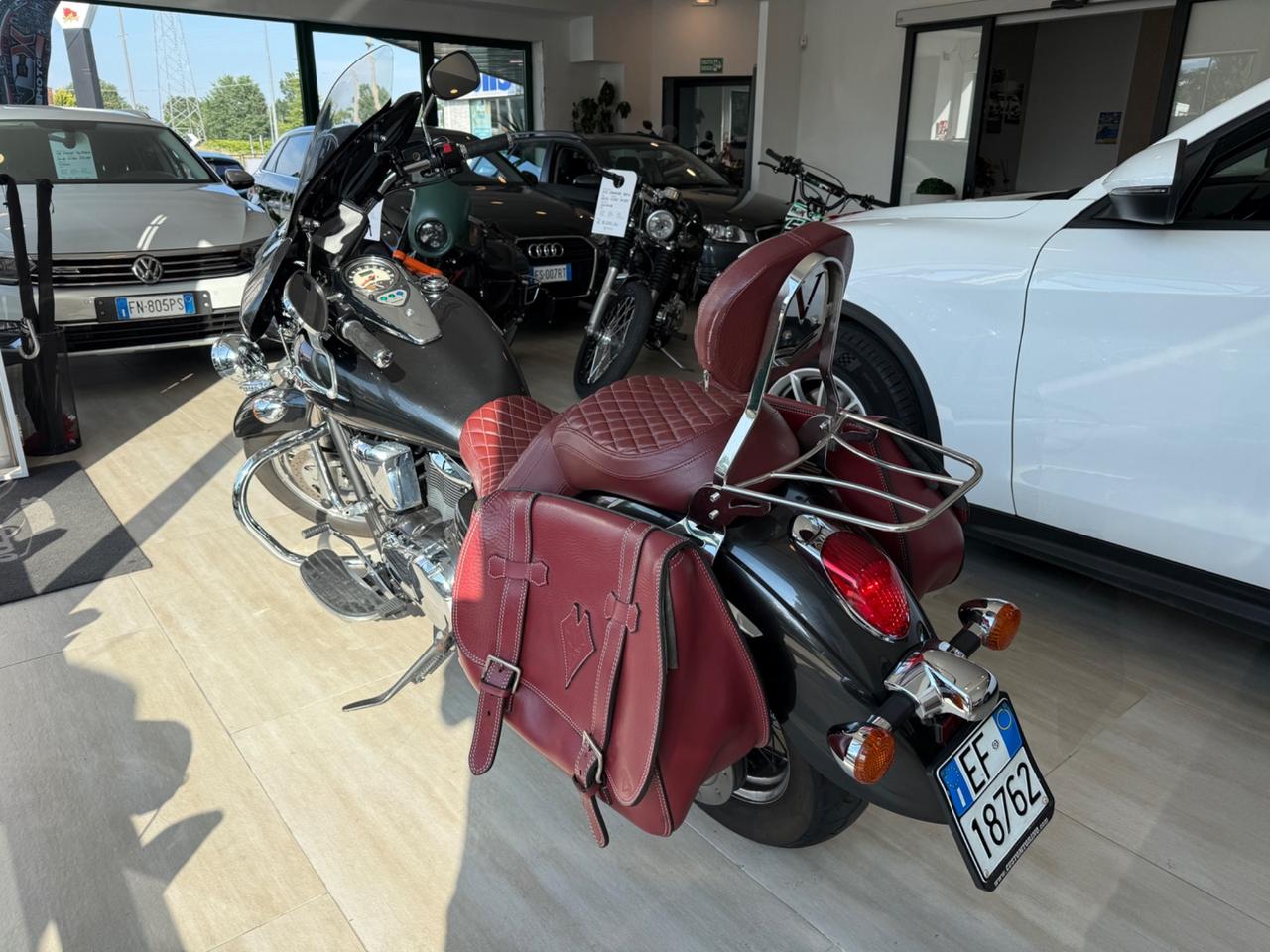 Kawasaki Vulcan 900