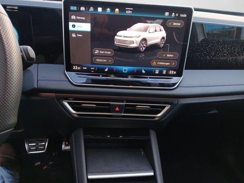Volkswagen Tiguan 2.0 TDI 150 CV EVO SCR DSG Nuovo Modello R-Line 19" Camera