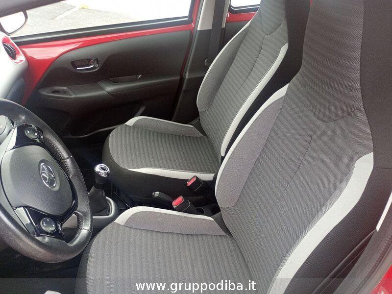 Toyota Aygo II 2018 5p 5p 1.0 x-cool 72cv