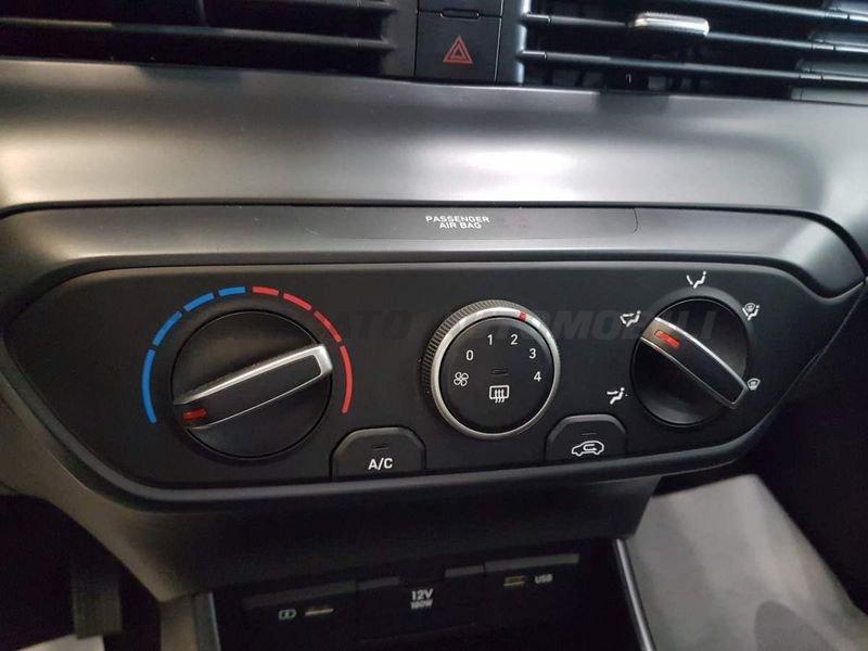Hyundai i20 i20 1.2 Connectline Exterior Pack Gpl