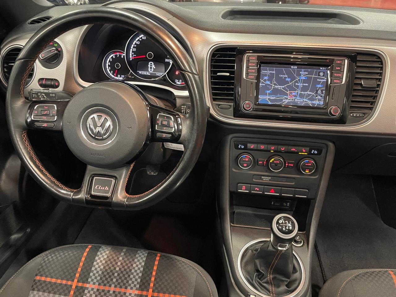 Volkswagen Maggiolino Cabrio 1.2 TSI Club BlueMotion Technology