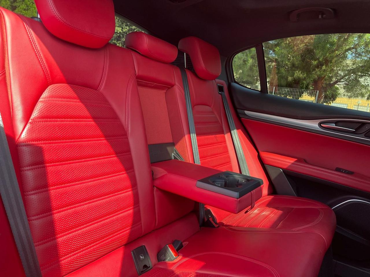 Alfa Romeo Stelvio 2.0 Executive #11960