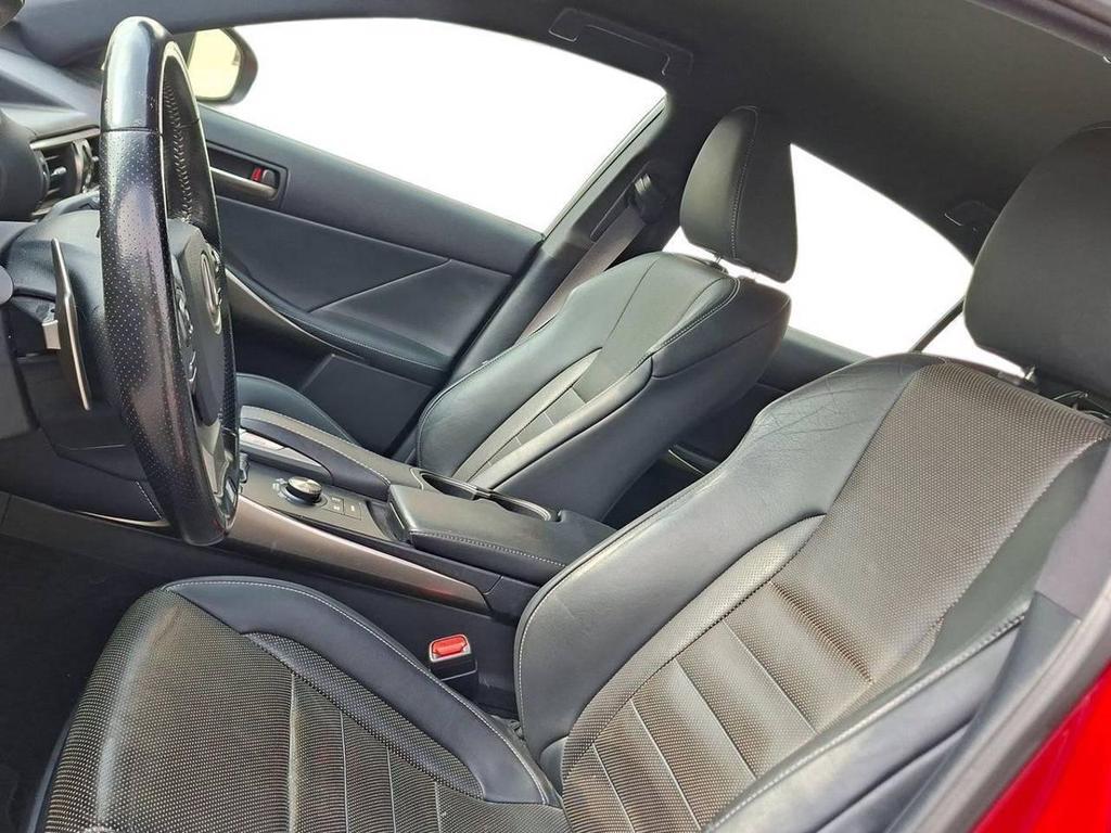 Lexus IS 300 300 2.5 Hybrid F-Sport CVT
