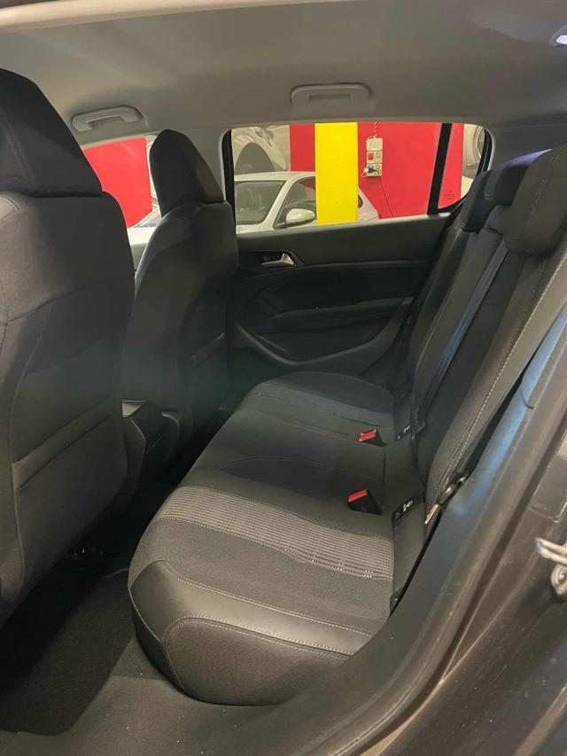 PEUGEOT 308 BlueHDi 130 S&S Allure