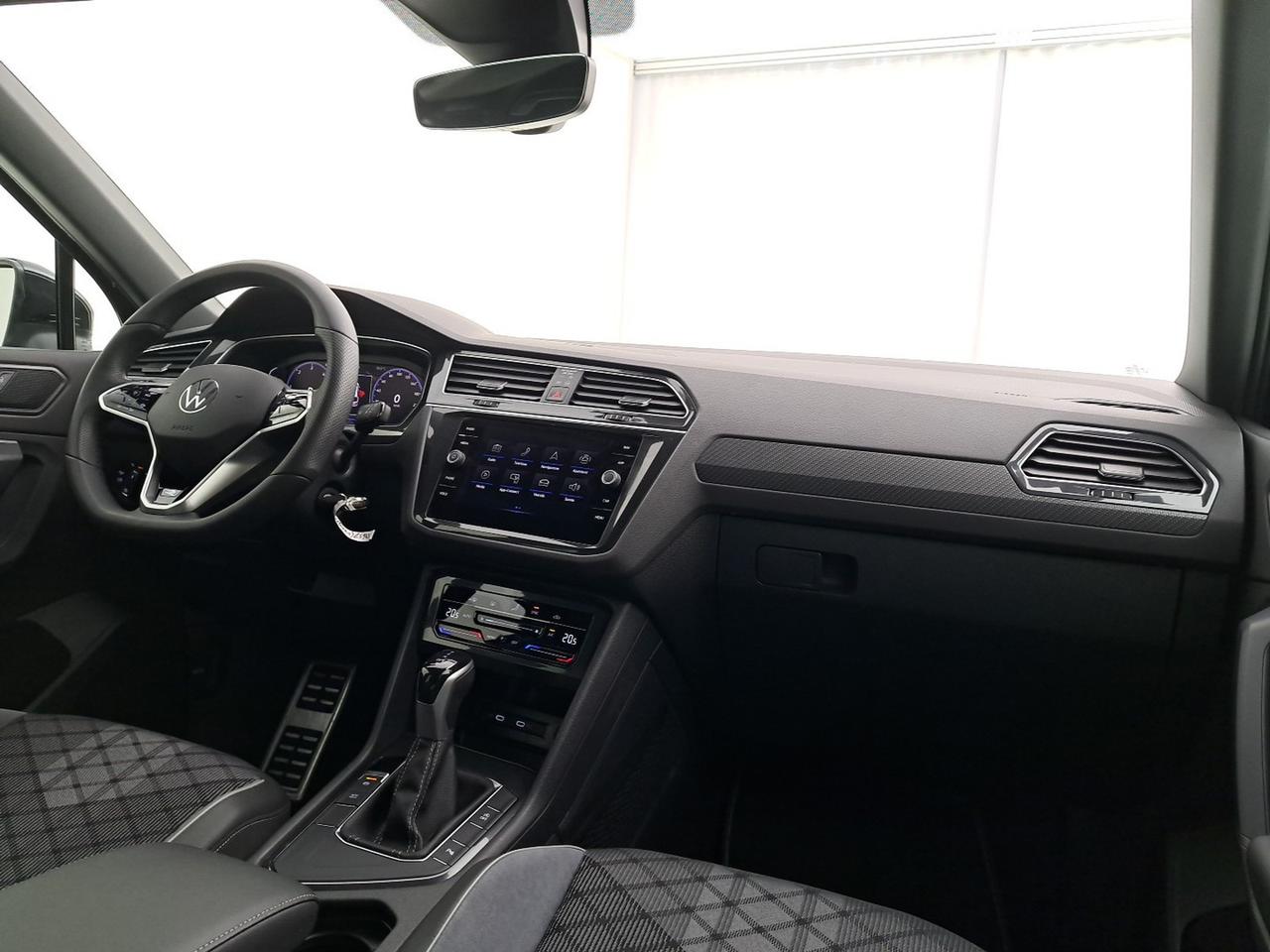 Volkswagen Tiguan 2.0 tdi r-line 150cv dsg