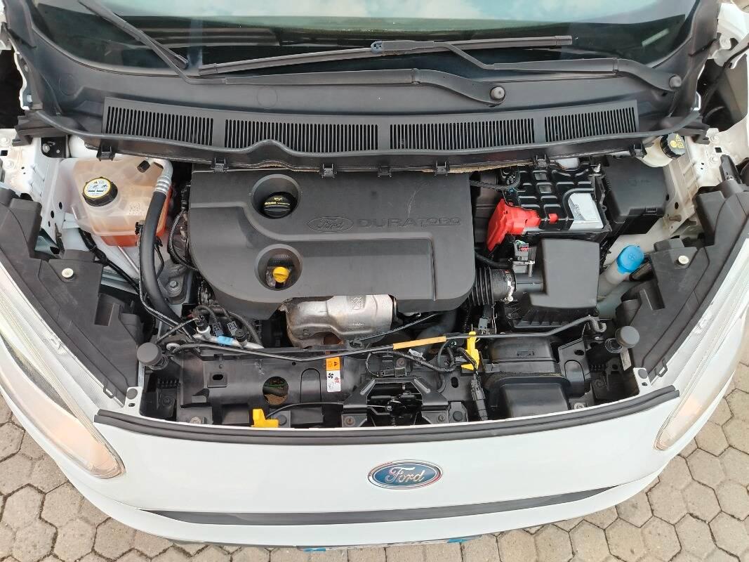 Ford Transit Courier 1.5 tdci 75cv Trend E5