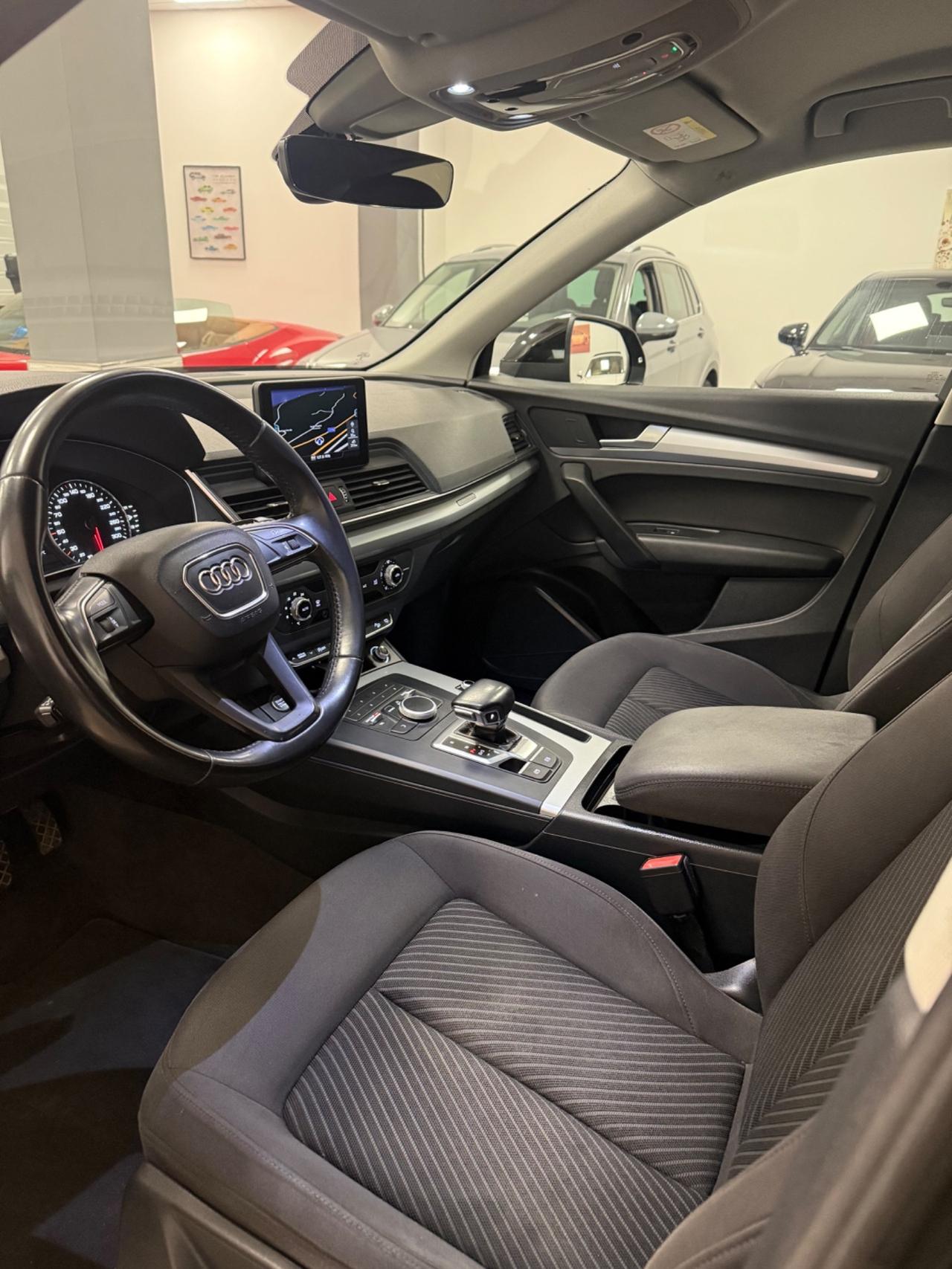 Audi Q5 2.0 TDI quattro S tronic Business Design