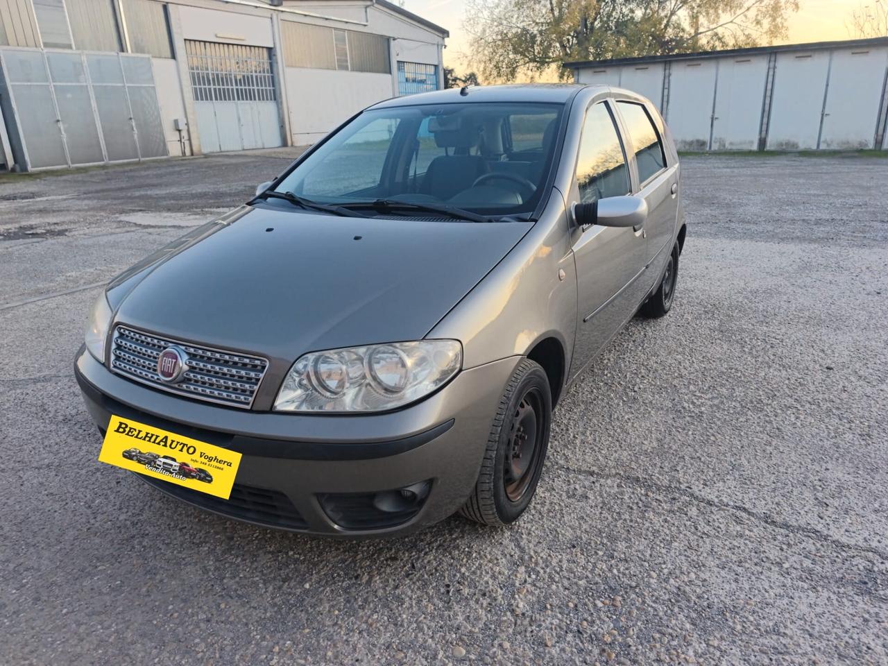 Fiat Punto 2006---1.2 Benzina Neopatentati