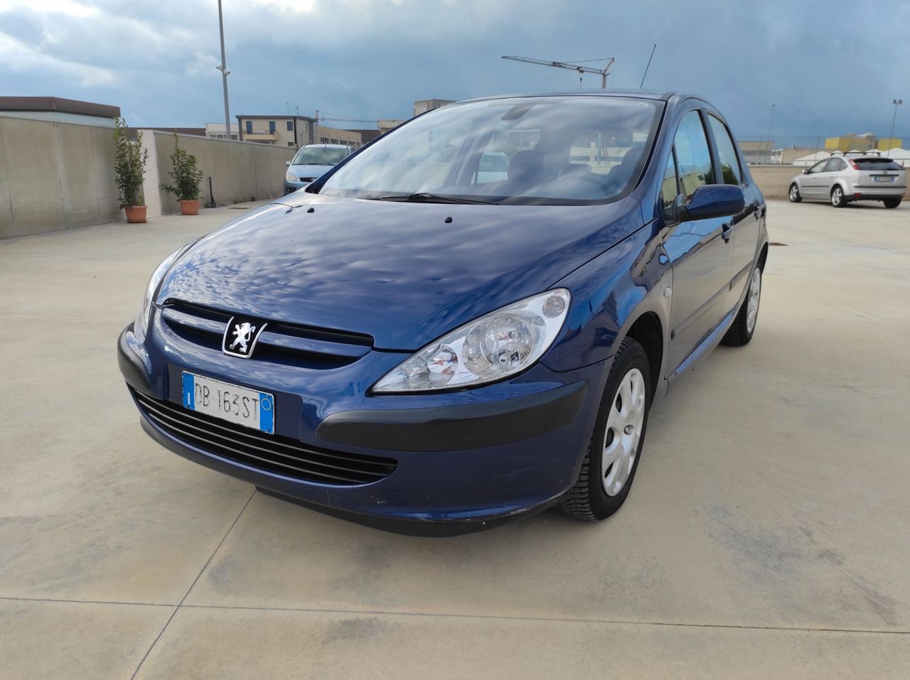 Peugeot 307 - 2.0 HDi 90cv NEOPATENTATI