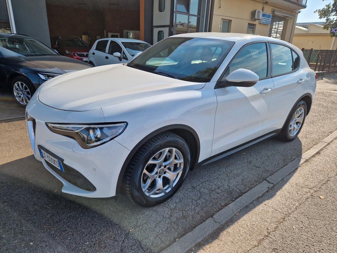 Alfa Romeo Stelvio 2.2 Turbodiesel 190 CV AT8 Q4 Business