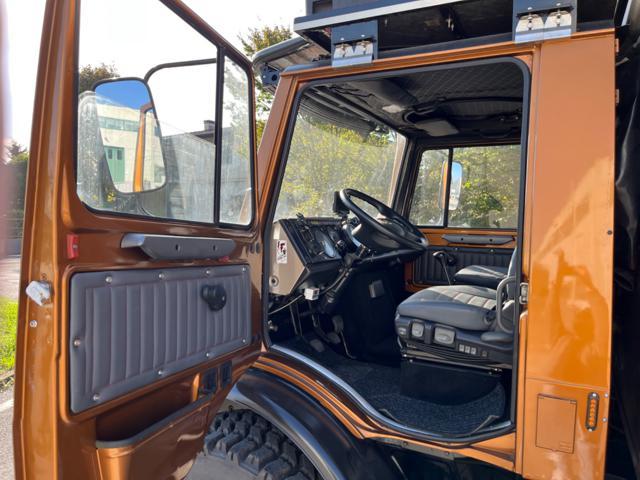 MERCEDES-BENZ Unimog U1300