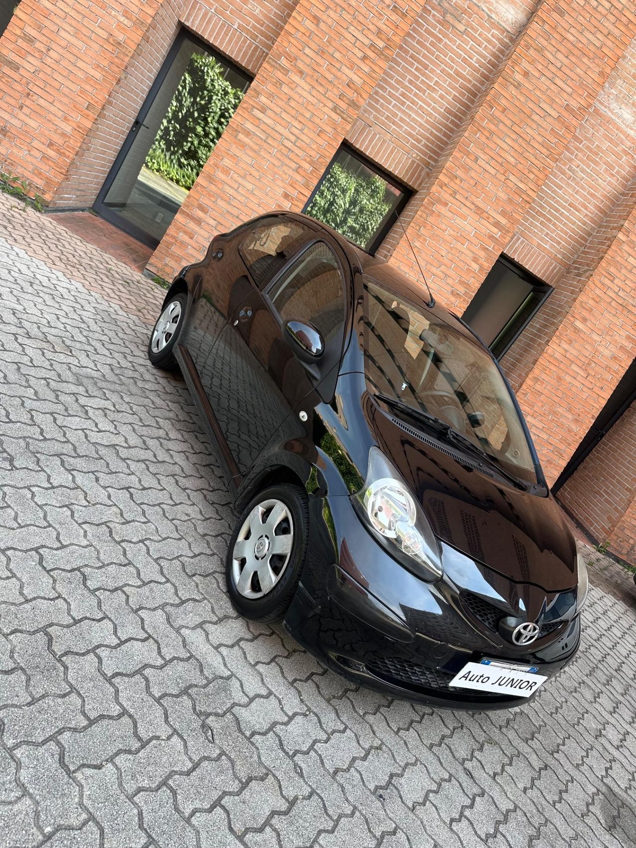Toyota Aygo 1.0 12V VVT-i 5 porte