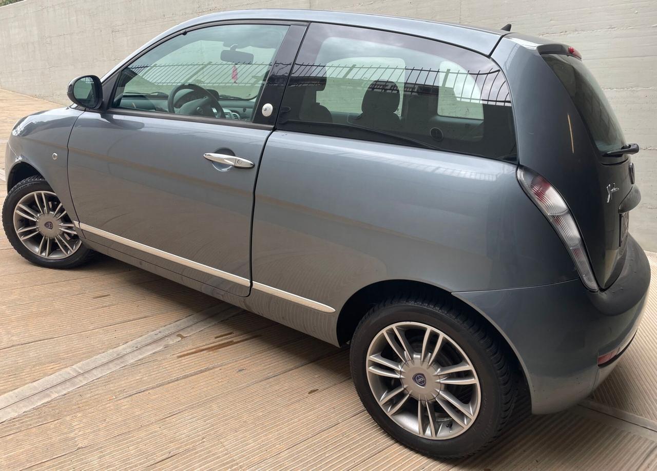Lancia Ypsilon 1.4 Unyca Ecochic GPL