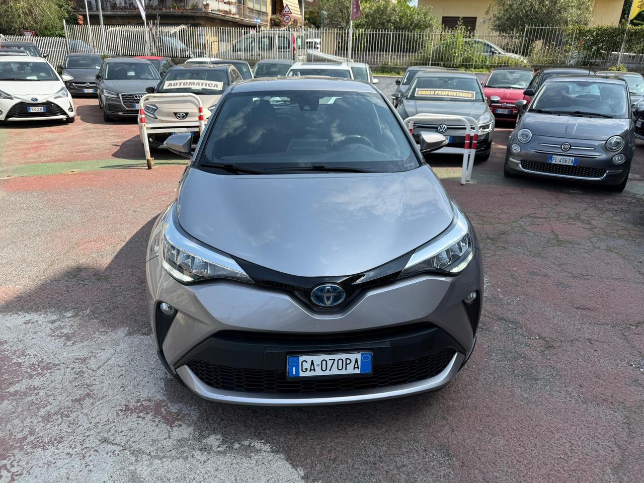 Toyota C-HR Hybrid Lounge *RETROCAMERA
