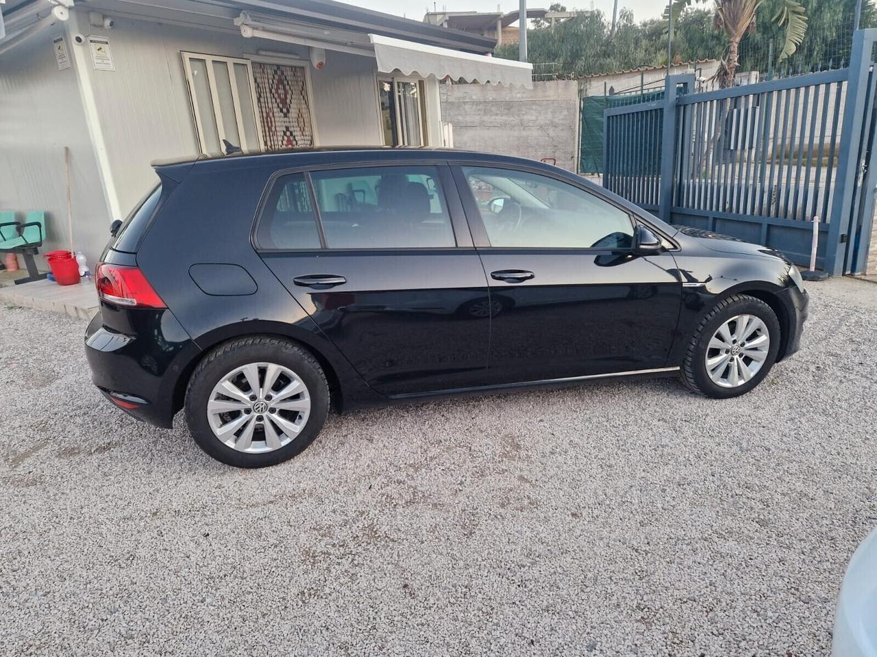 Volkswagen Golf 1.6 TDI 5p. Highline BlueMotion Technology