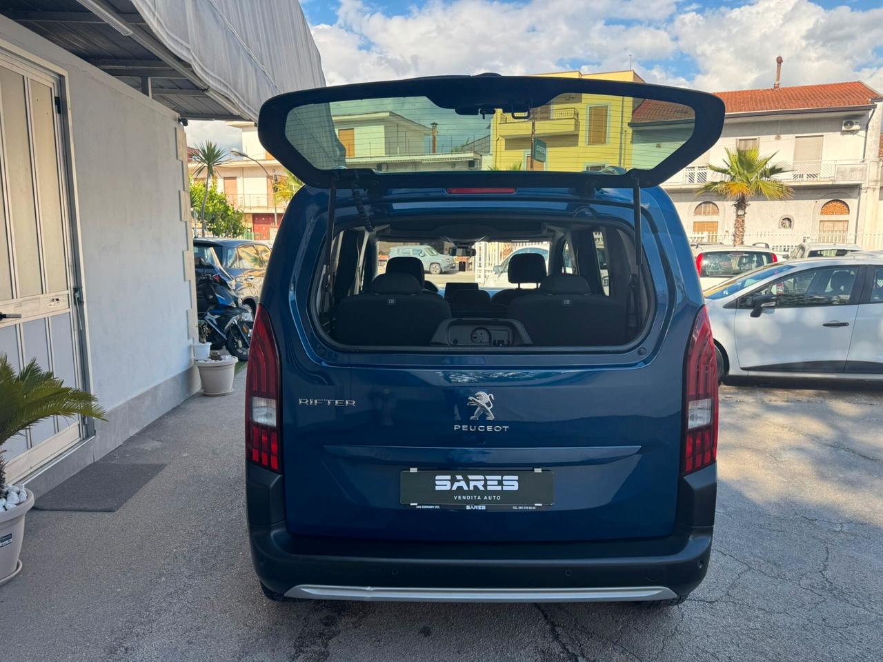 Peugeot Rifter BlueHDi 130 S&S Allure 7 posti