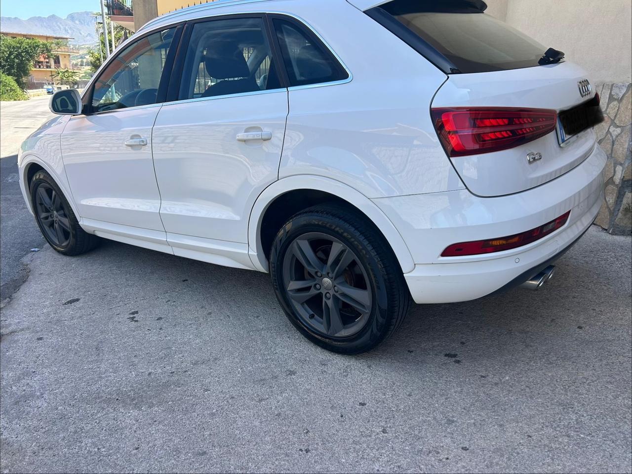 Audi Q3 2.0 TDI 150 CV quattro Sport