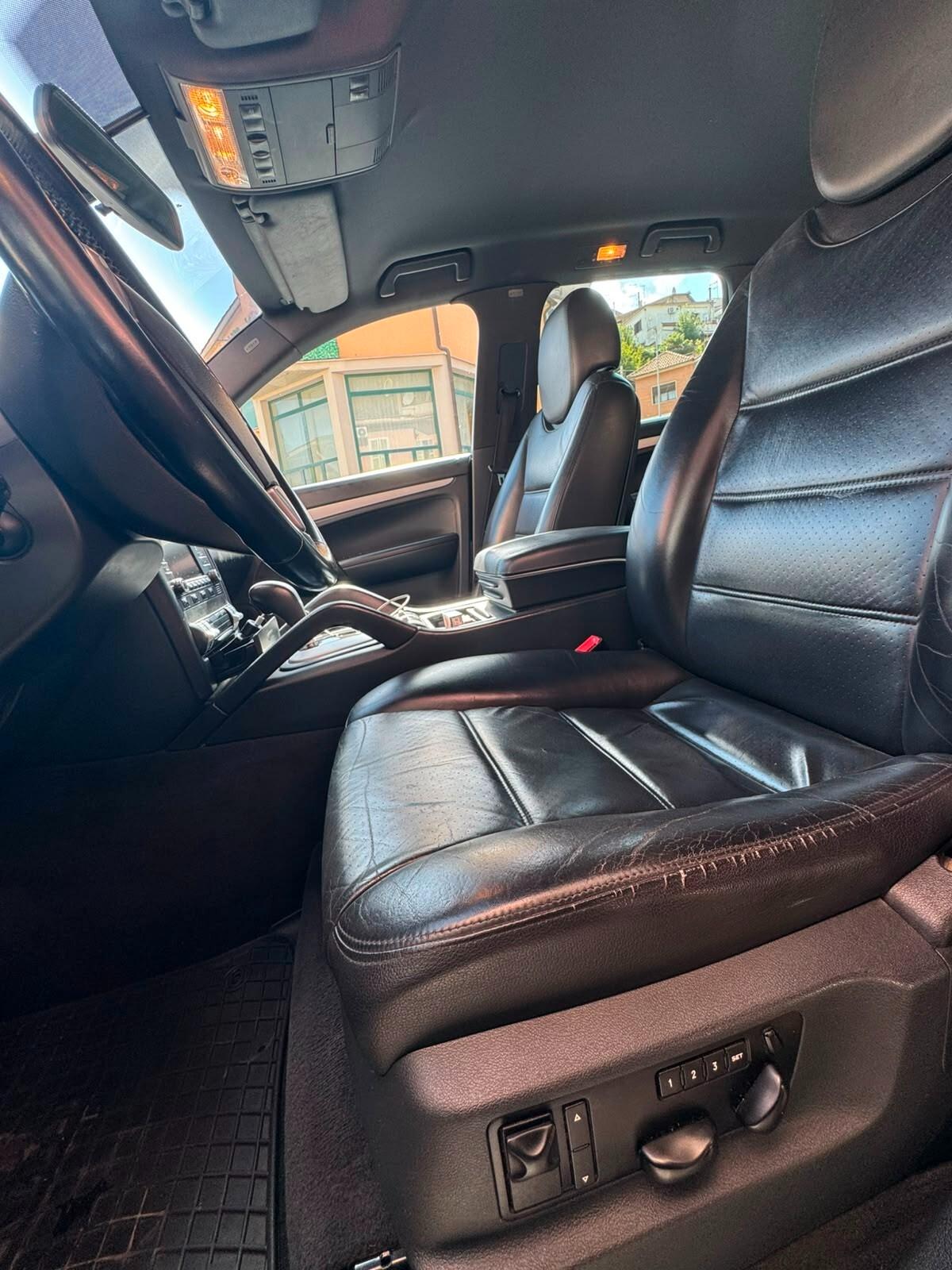 Porsche Cayenne 3.0 v6 Diesel 239 cv, FULL OPTIONAL, CATENA ESEGUITA, ALLESTIMENTO TURBO, UNICA