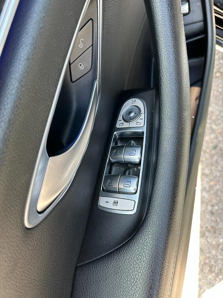 Mercedes-benz E 200 E 200 d Auto Sport