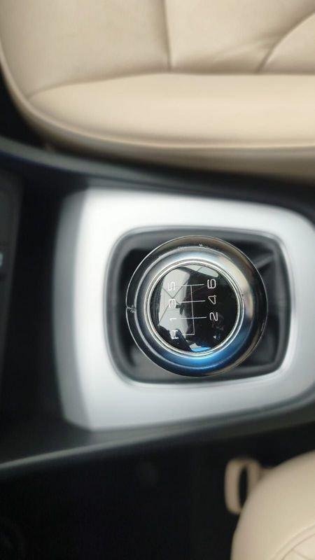 Audi Q3 2.0 TDI 110kW Business