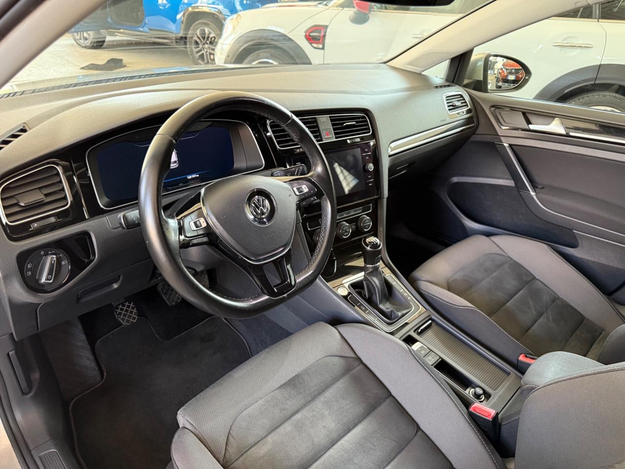 Volkswagen Golf 2.0 TDI 5p. Highline UNICO PROP TAGLIANDI VW