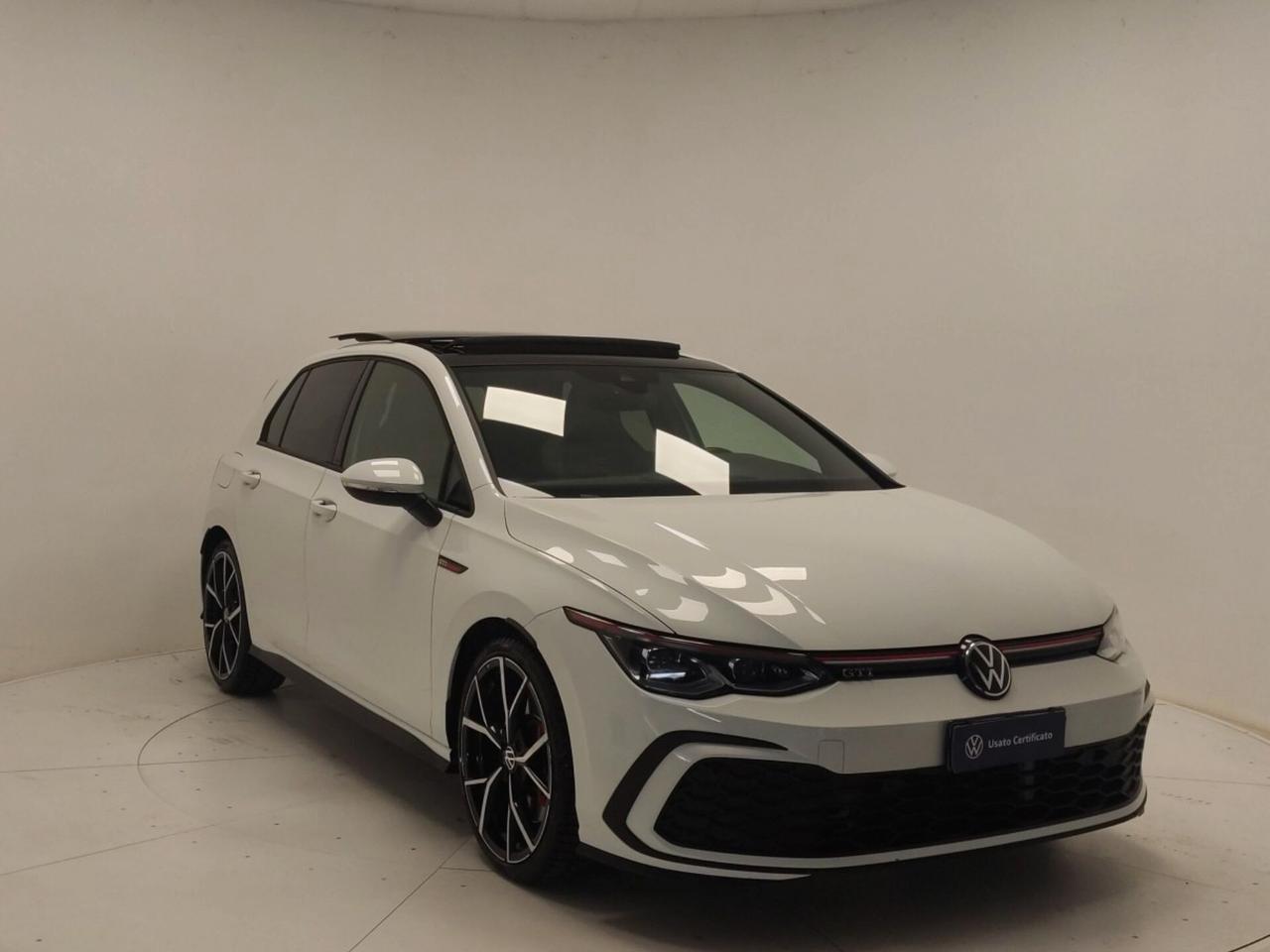 Volkswagen Golf GTI 2.0 TSI DSG