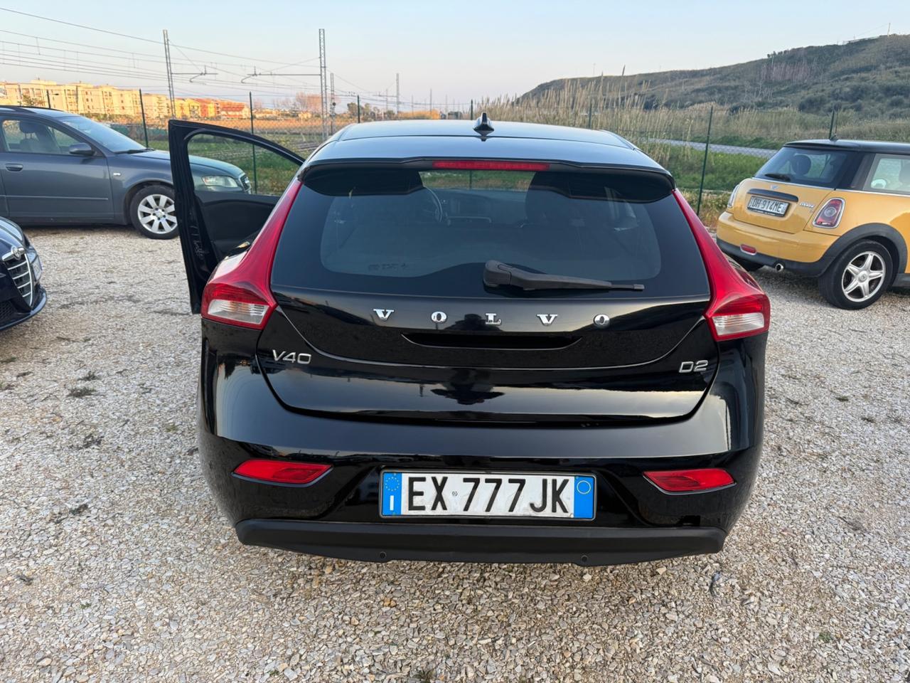 Volvo V40 D2 1.6 DIESEL 15.000 Km Motore Nuovo