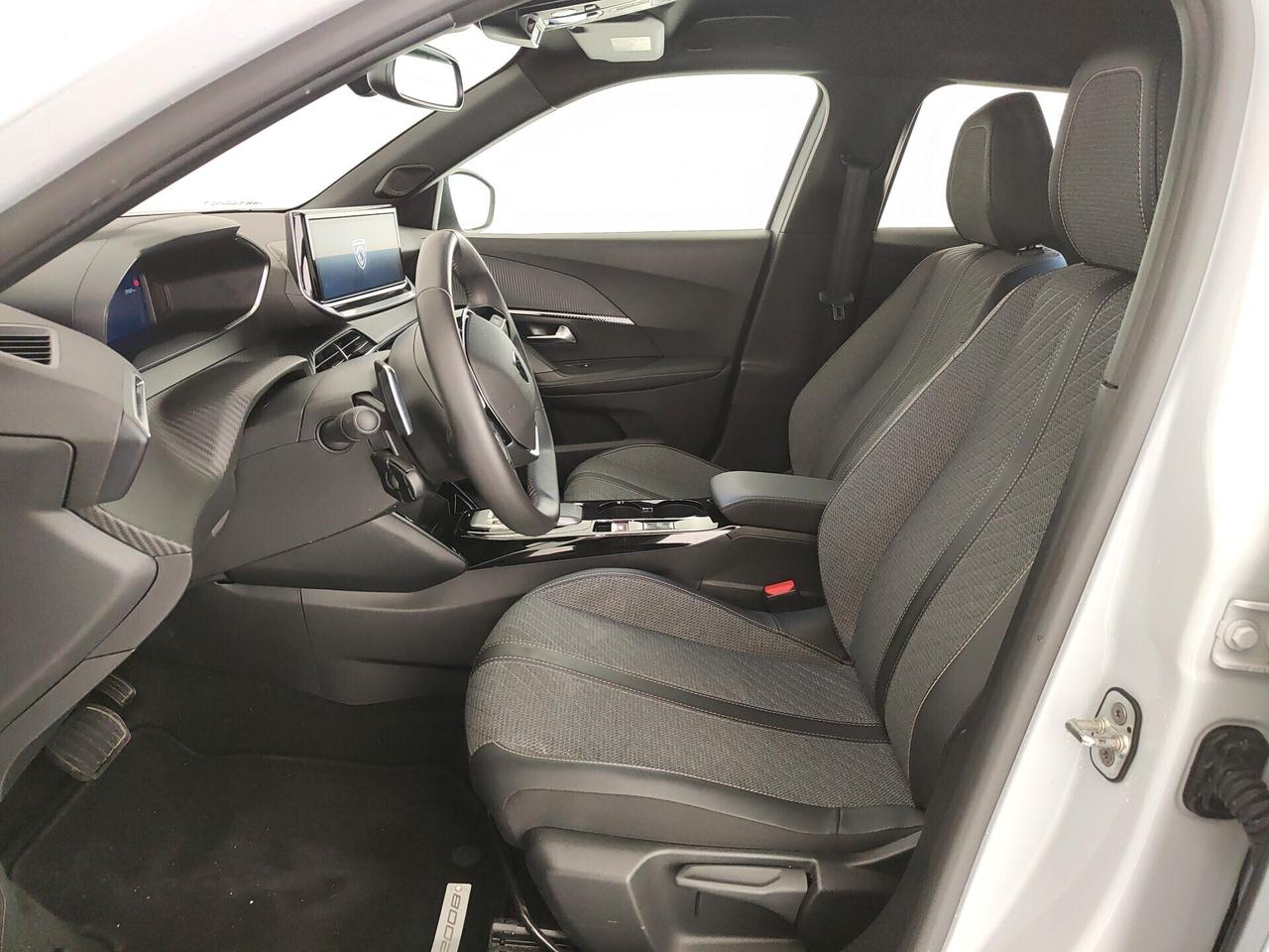 Peugeot 2008 PureTech 130 S&S EAT8 Allure