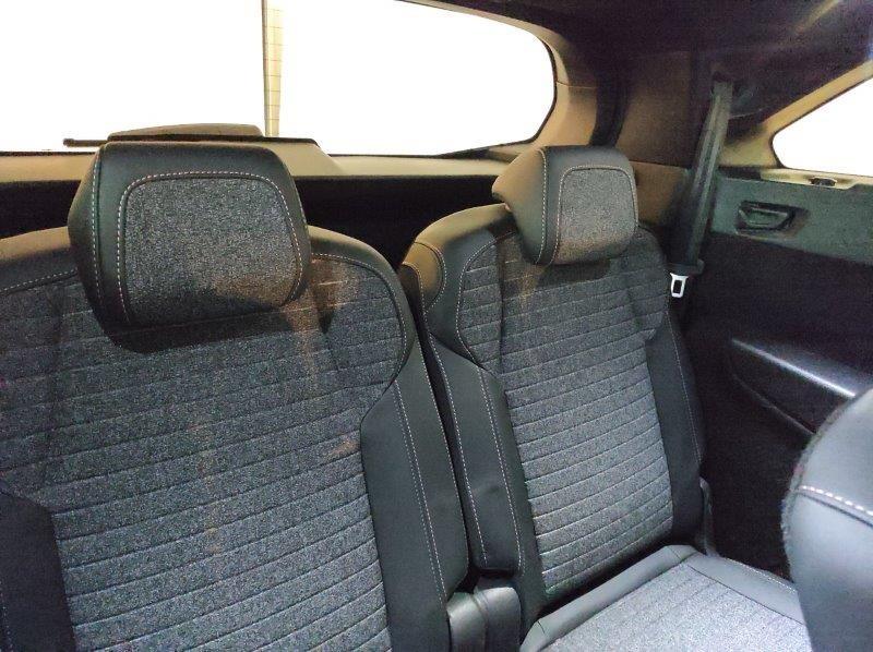 PEUGEOT 5008 3ª serie - 5008 Hybrid 145 e-DCS6 Allure