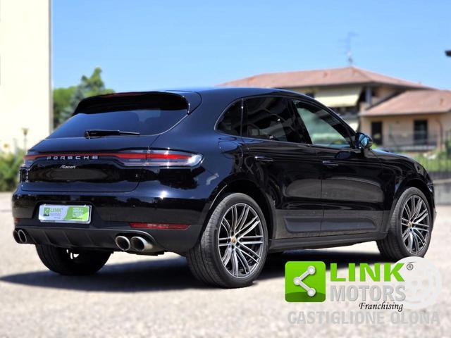 PORSCHE Macan Sport Chrono Pack