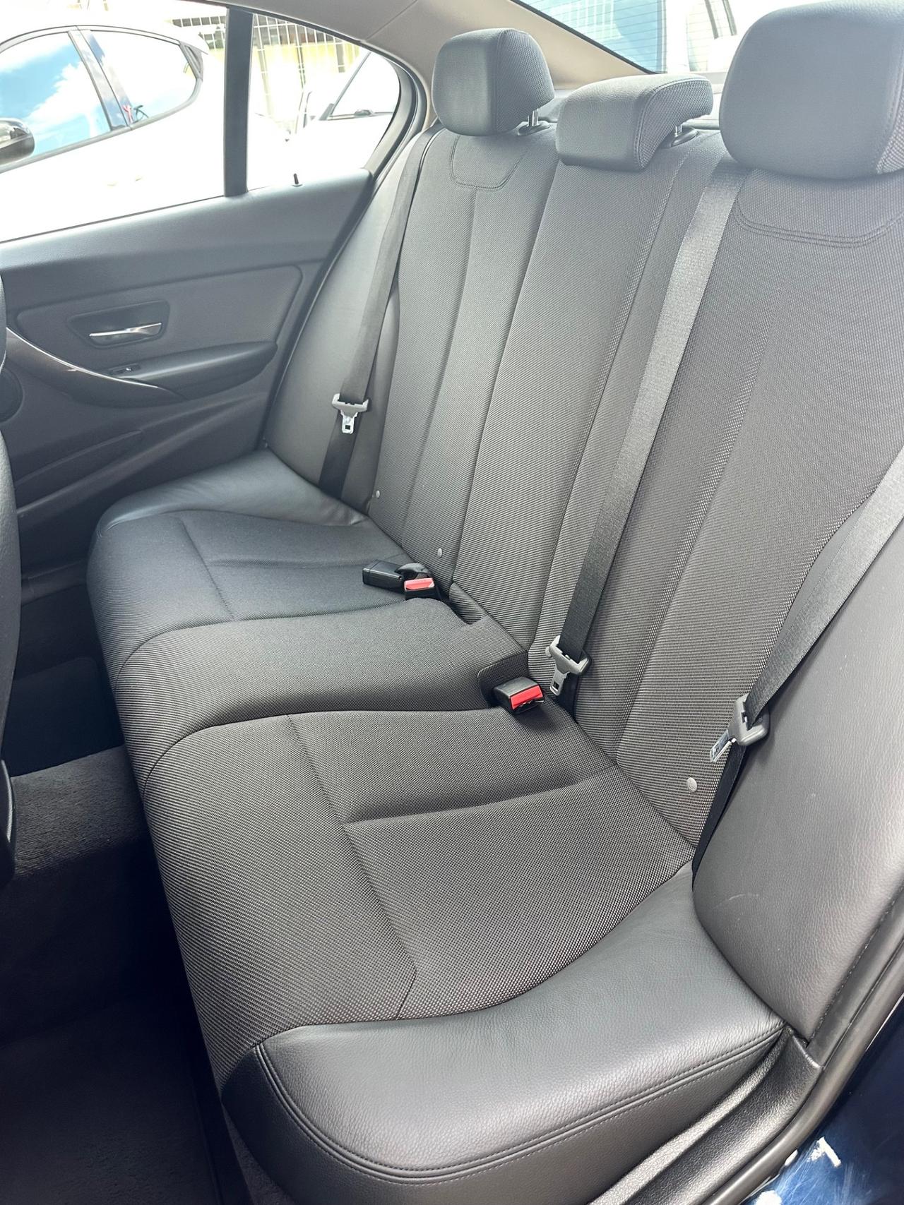 Bmw 316d - 2.0d 116Cv Aut Modern