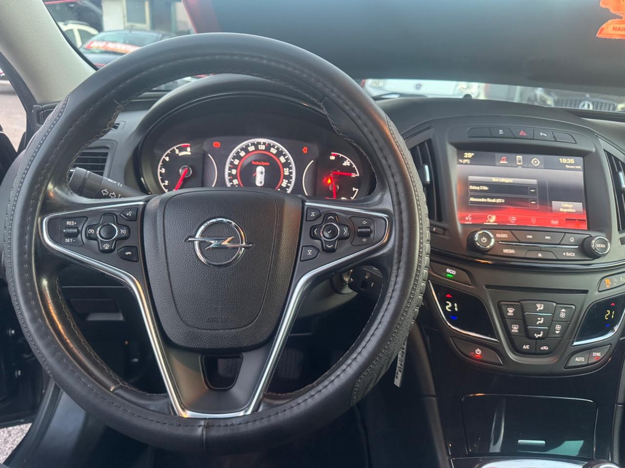 Opel Insignia 2.0 CDTI 163CV Start&Stop Sports Tourer Cosmo Business