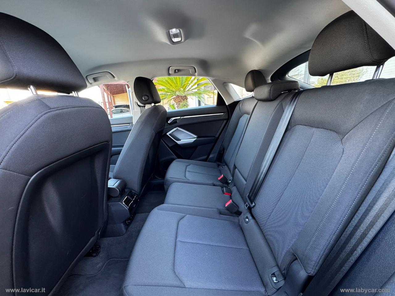 AUDI Q3 SPB 35 TDI S tronic quattro edition