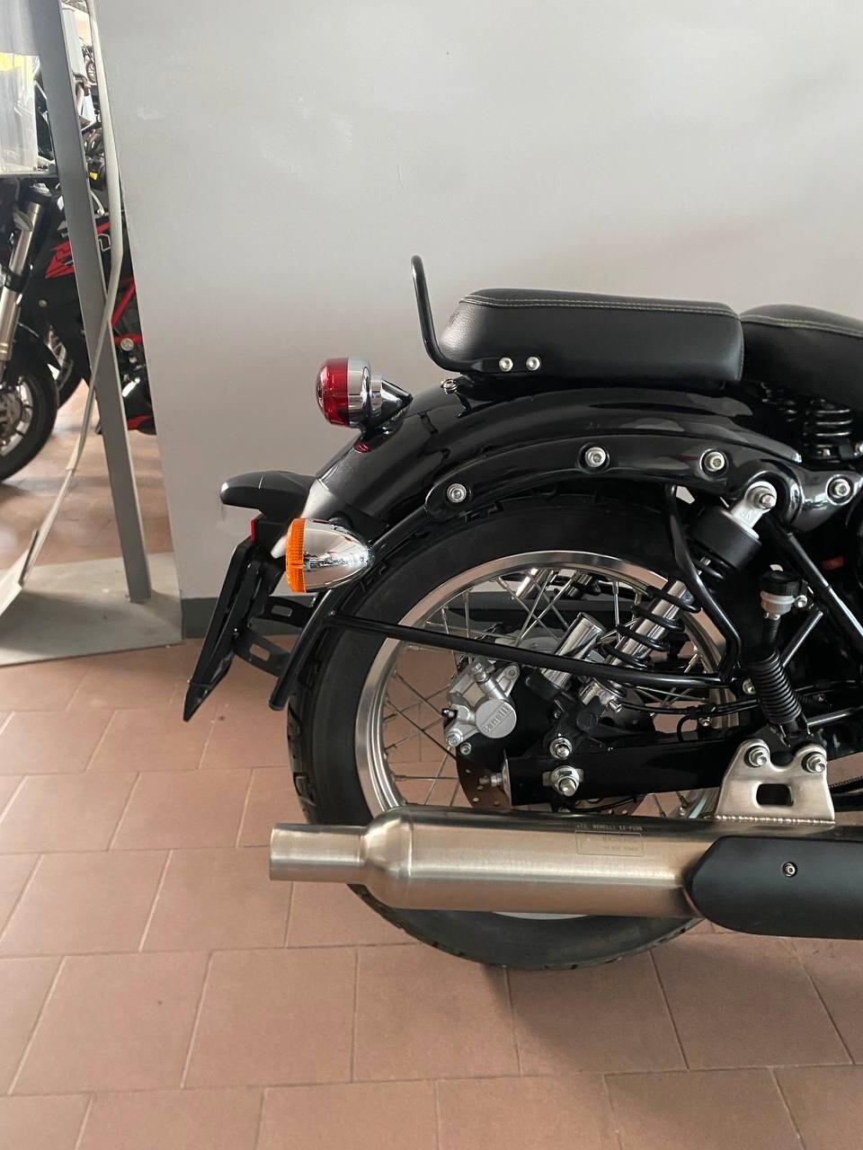 Benelli Imperiale 400