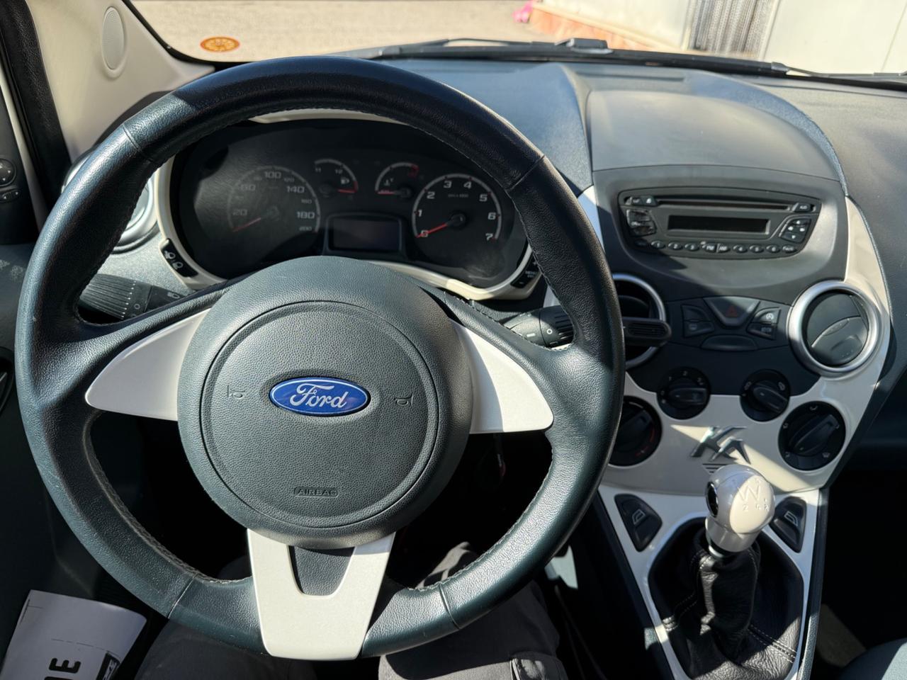 Ford Ka Ka+ 1.2 8V 69CV Titanium KM CERTIF